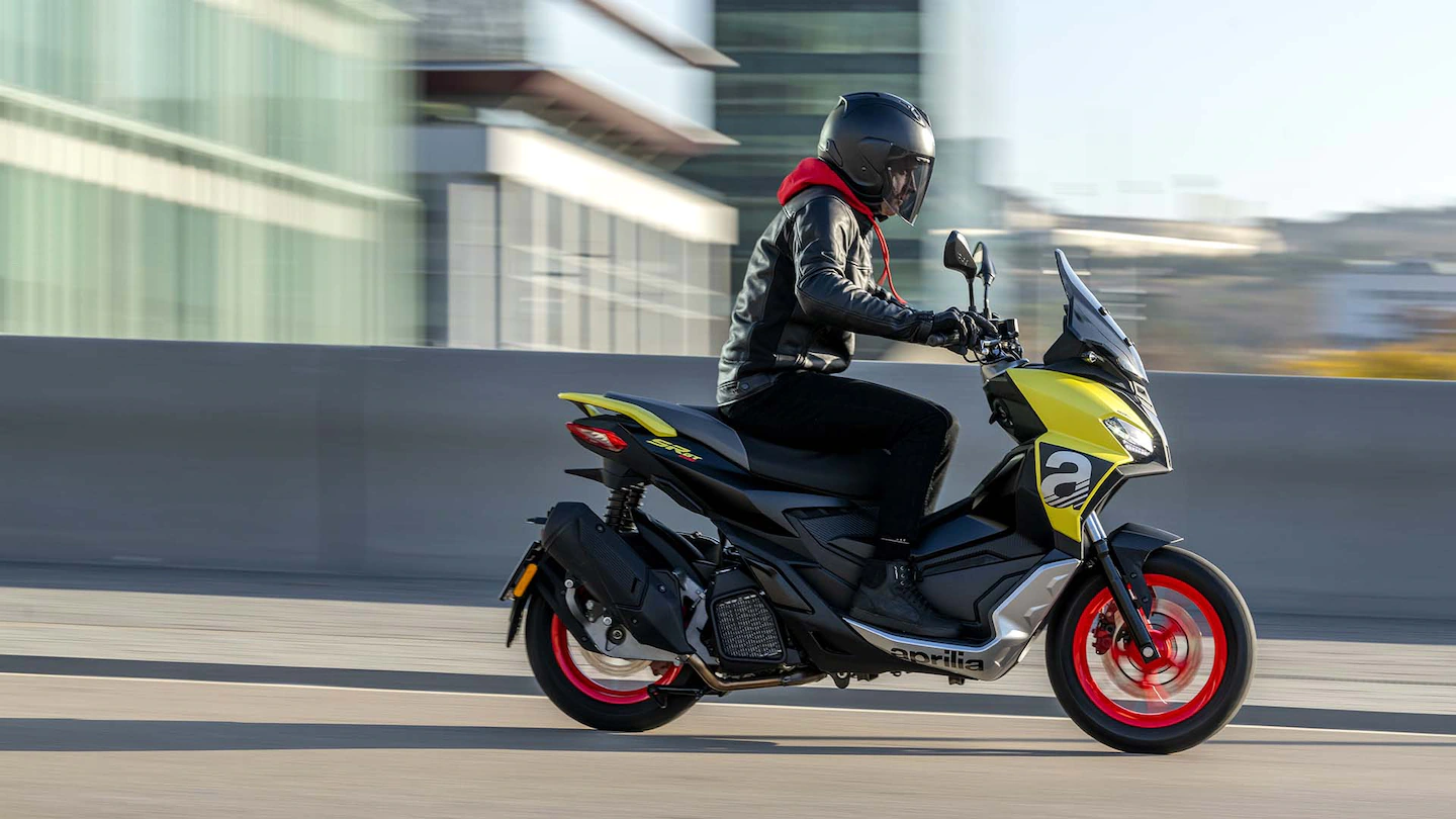 Aprilia SR GT